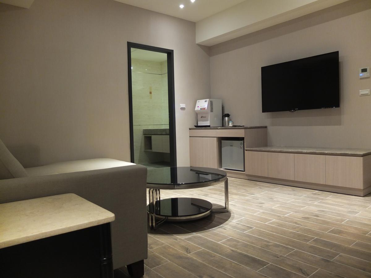 Verygood Business Hotel Huatan Exterior foto