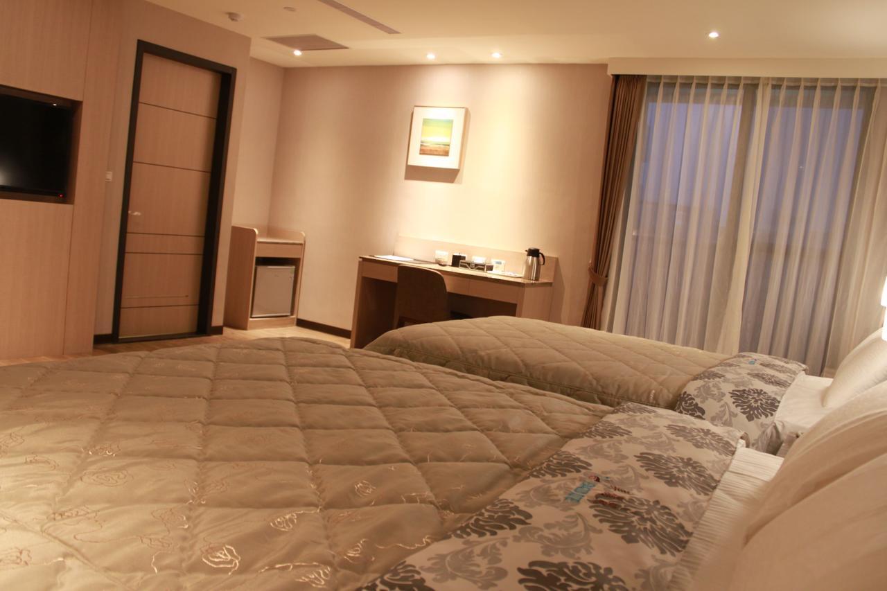 Verygood Business Hotel Huatan Exterior foto