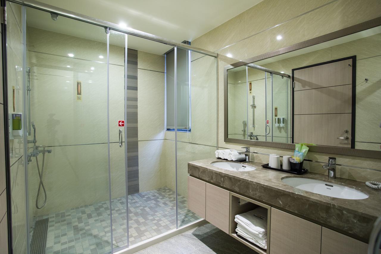 Verygood Business Hotel Huatan Exterior foto